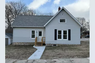 1122 Walnut Avenue, Dixon, IL 61021 - Photo 1