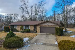 164 N 5620W Rd, Kankakee, IL 60901 - Photo 1