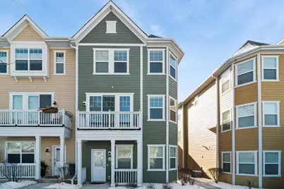 80 Lakeview Place #A, Lake Zurich, IL 60047 - Photo 1