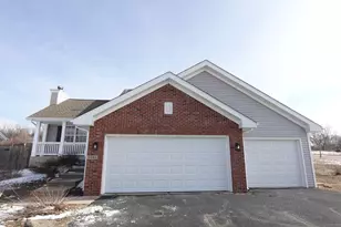 2140 Maxine Ln, Rockford, IL 61102 - Photo 1