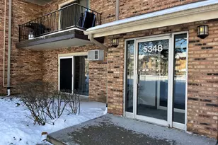 5348 Waterbury Dr, Crestwood, IL 60418 - Photo 1