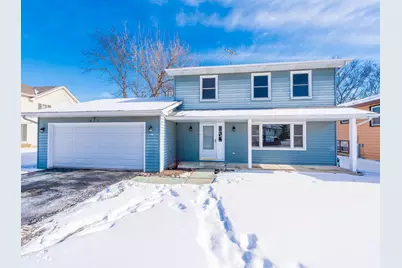 429 6th Street, Wheeling, IL 60090 - Photo 1