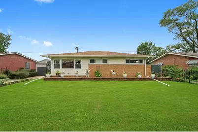 3048 Sherwood Avenue, Markham, IL 60428 - Photo 1