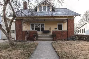 308 N Main St, Princeton, IL 61356 - Photo 1