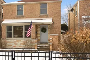 5720 N Hermitage Ave, Chicago, IL 60660 - Photo 1