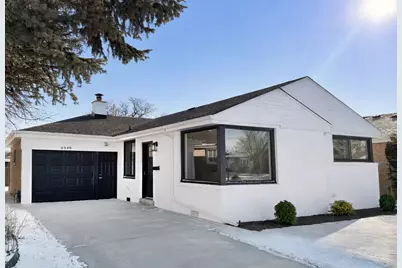 8949 S Utica Avenue, Evergreen Park, IL 60805 - Photo 1