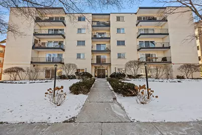 820 Oakton Street #2C, Evanston, IL 60202 - Photo 1