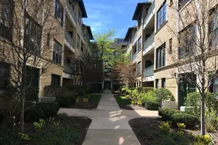 4320 N Clarendon Ave, Chicago, IL 60613 - Photo 1