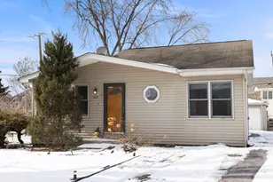 568 N West Ave, Elmhurst, IL 60126 - Photo 1