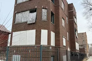 2445 E 74th Pl, Chicago, IL 60649 - Photo 1