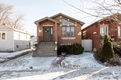 4817 S Luna Avenue, Chicago, IL 60638 - Photo 1