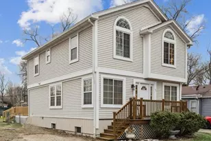 35 Tremont Rd, Fox Lake, IL 60020 - Photo 1