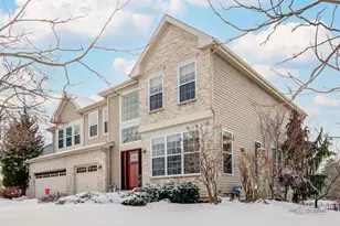 325 Cedar Ridge Dr, Lake Villa, IL 60046 - Photo 1