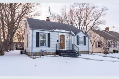 1902 N Ash Street, Waukegan, IL 60087 - Photo 1