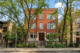 625 W Patterson Ave, Chicago, IL 60613 - Photo 1