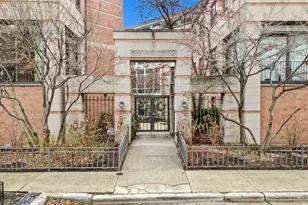 1982 N Maud Ave, Chicago, IL 60614 - Photo 1