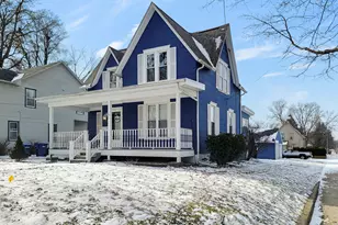 733 N 13th St, Dekalb, IL 60115 - Photo 1