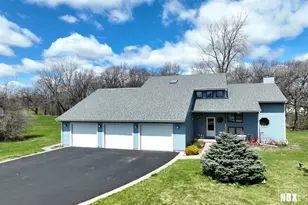 15840 Overlook Ln, Huntley, IL 60142 - Photo 1