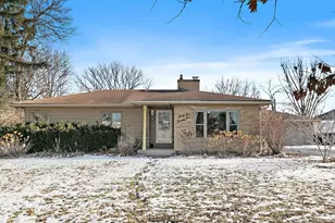 4621 Yender Ave, Lisle, IL 60532 - Photo 1