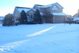 8021 W Old Mill Rd, Frankfort, IL 60423 - Photo 1