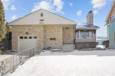 851 N Grove Avenue, Elgin, IL 60120 - Photo 1