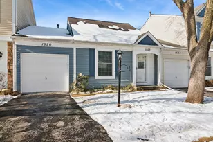 1550 N Dartmoor Ave, Palatine, IL 60067 - Photo 1