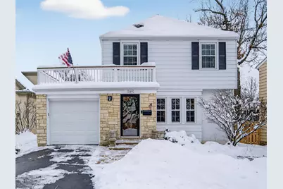 349 Ridge Avenue, Clarendon Hills, IL 60514 - Photo 1