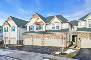 414 Bay Tree Cir, Vernon Hills, IL 60061 - Photo 1