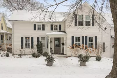 526 S Grove Avenue, Barrington, IL 60010 - Photo 1