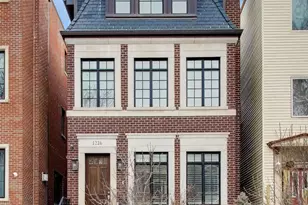 1226 W Henderson St, Chicago, IL 60657 - Photo 1