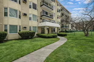 5510 Lincoln Ave, Morton Grove, IL 60053 - Photo 1