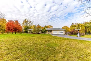 13076 W Pickford St, Wadsworth, IL 60083 - Photo 1