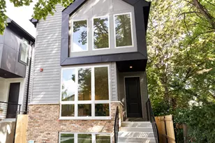 3304 W Cuyler Ave, Chicago, IL 60618 - Photo 1