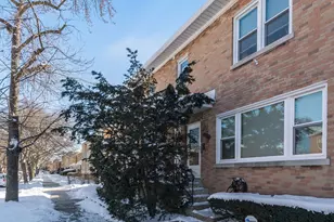 2753 W Rascher Ave, Chicago, IL 60625 - Photo 1