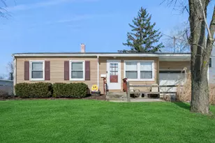 8926 Fairway Dr, Orland Park, IL 60462 - Photo 1