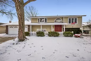 295 Brighton Rd, Elk Grove Village, IL 60007 - Photo 1