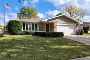 1421 Spruce Ln, Westmont, IL 60559 - Photo 1