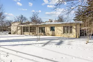 730 Sheridan Rd, Highland Park, IL 60035 - Photo 1