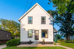 120 Sabin St, Sycamore, IL 60178 - Photo 1