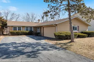 1053 S Finley Rd, Lombard, IL 60148 - Photo 1