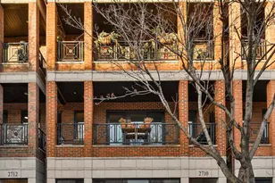 2710 W Chicago Ave, Chicago, IL 60622 - Photo 1