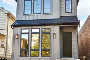 1907 W Wolfram St, Chicago, IL 60657 - Photo 1