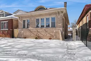 7944 S Blackstone Ave, Chicago, IL 60619 - Photo 1