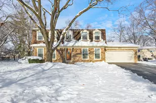 307 Leeds Ct, Naperville, IL 60565 - Photo 1