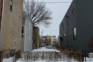 2050 W Superior St, Chicago, IL 60612 - Photo 1