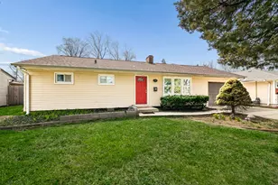 191 Ashland Ave, Des Plaines, IL 60016 - Photo 1
