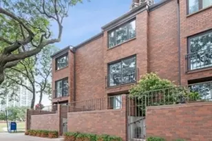 3700 N Lake Shore Dr, Chicago, IL 60613 - Photo 1