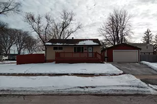 2231 W Cheyenne Rd, Waukegan, IL 60087 - Photo 1