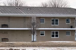 30 Tilton Manor Dr, Rochelle, IL 61068 - Photo 1