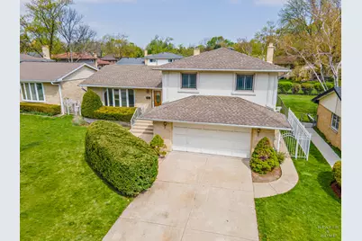 538 Westmere Road, Des Plaines, IL 60016 - Photo 1